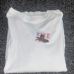 Nike men’s White Sweatshirt with Pink Graphic